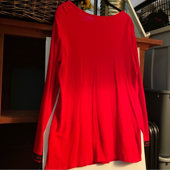 Ellen Tracy Sweater. New with tags. Medium, Red/Black, Elegant - Picture 7 of 12